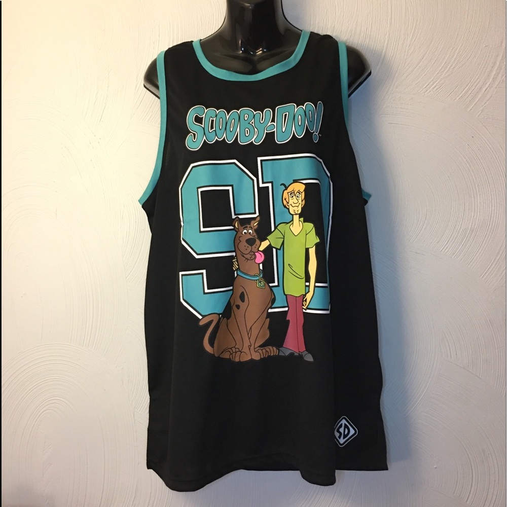 rue 21 unisex jersey ! 🐶